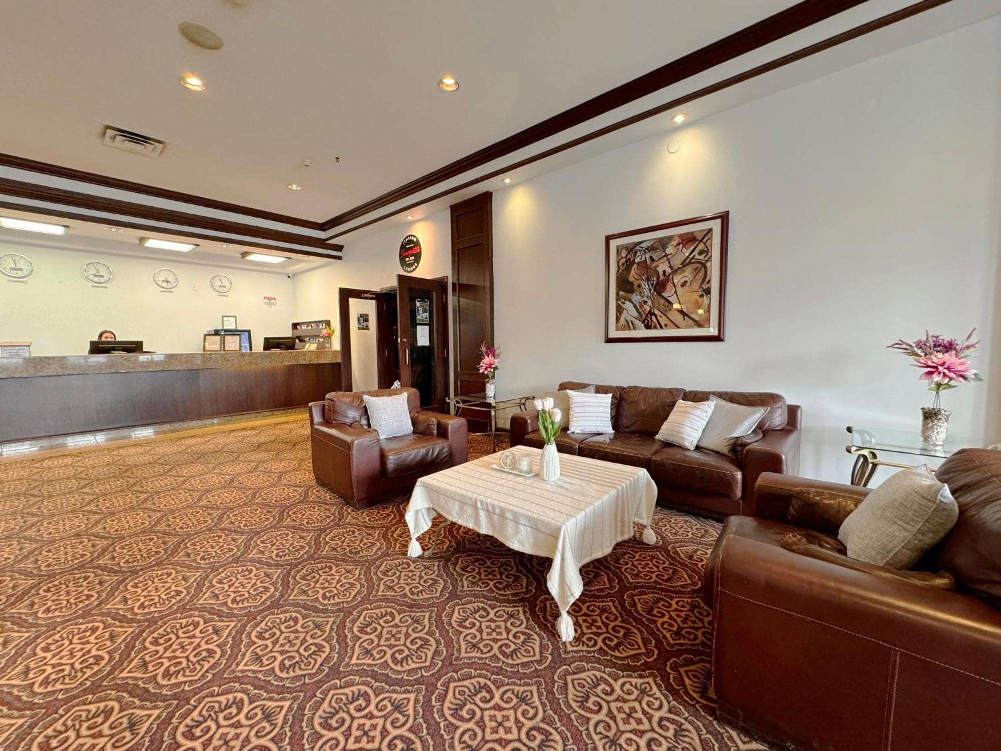 ริเวียรา พลาซ่า แอนด์ คอนเฟอเรนซ์ เซนเตอร์ คาลการี แอร์พอร์ต Hotel ภายนอก รูปภาพ